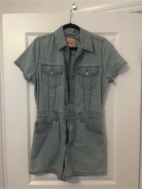 Levi's Light Wash Denim Short-Sleeve Romper
